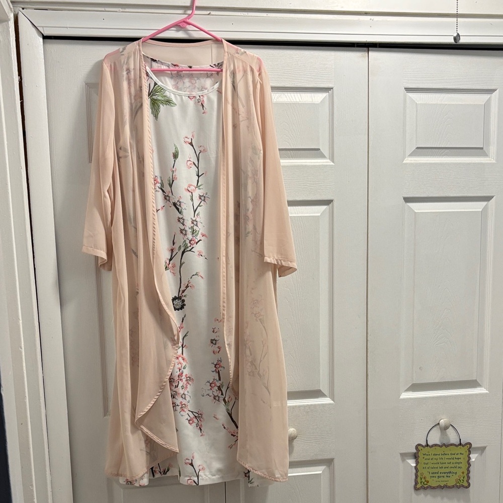 Chic Floral Women's Midi Dress with Sheer Overlay